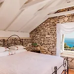 Sea View Villa With Tennis Court - Dvori Sv Jurja