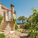 Sea View Villa With Tennis Court - Dvori Sv Jurja * Jelsa (Hvar)
