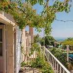 Villa Sea View Villa With Tennis Court - Dvori Sv Jurja