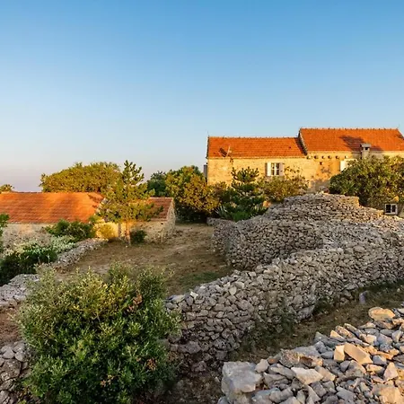 Sea View With Tennis Court - Dvori Sv Jurja Villa