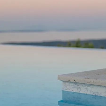 Sea View With Tennis Court - Dvori Sv Jurja *