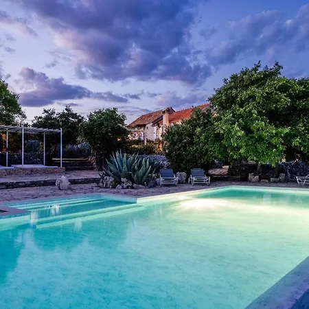 Sea View With Tennis Court - Dvori Sv Jurja Villa *
