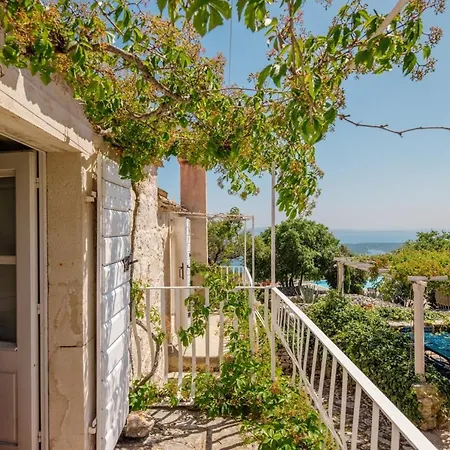 Villa Sea View With Tennis Court - Dvori Sv Jurja