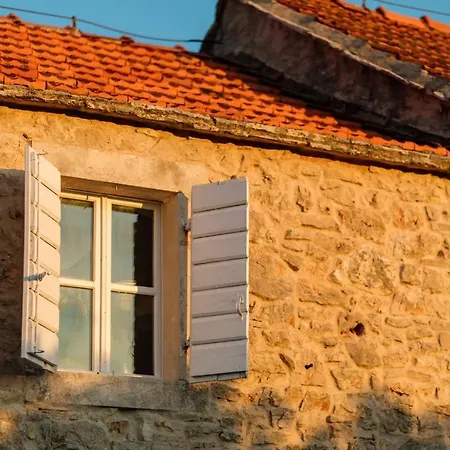 Sea View With Tennis Court - Dvori Sv Jurja Villa *